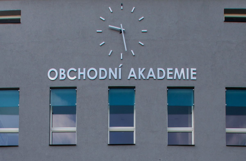 Obchodní JN 4